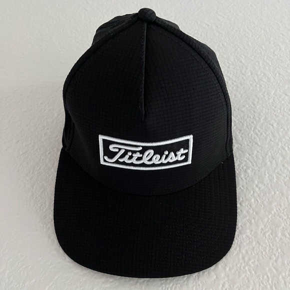 Titleist Other - TITLEIST | TSi Black Hat Snapback Adjustable Golf Cap | Men's Size OS